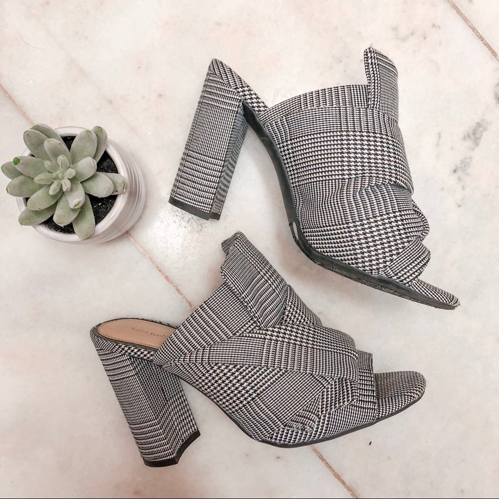Plaid heels